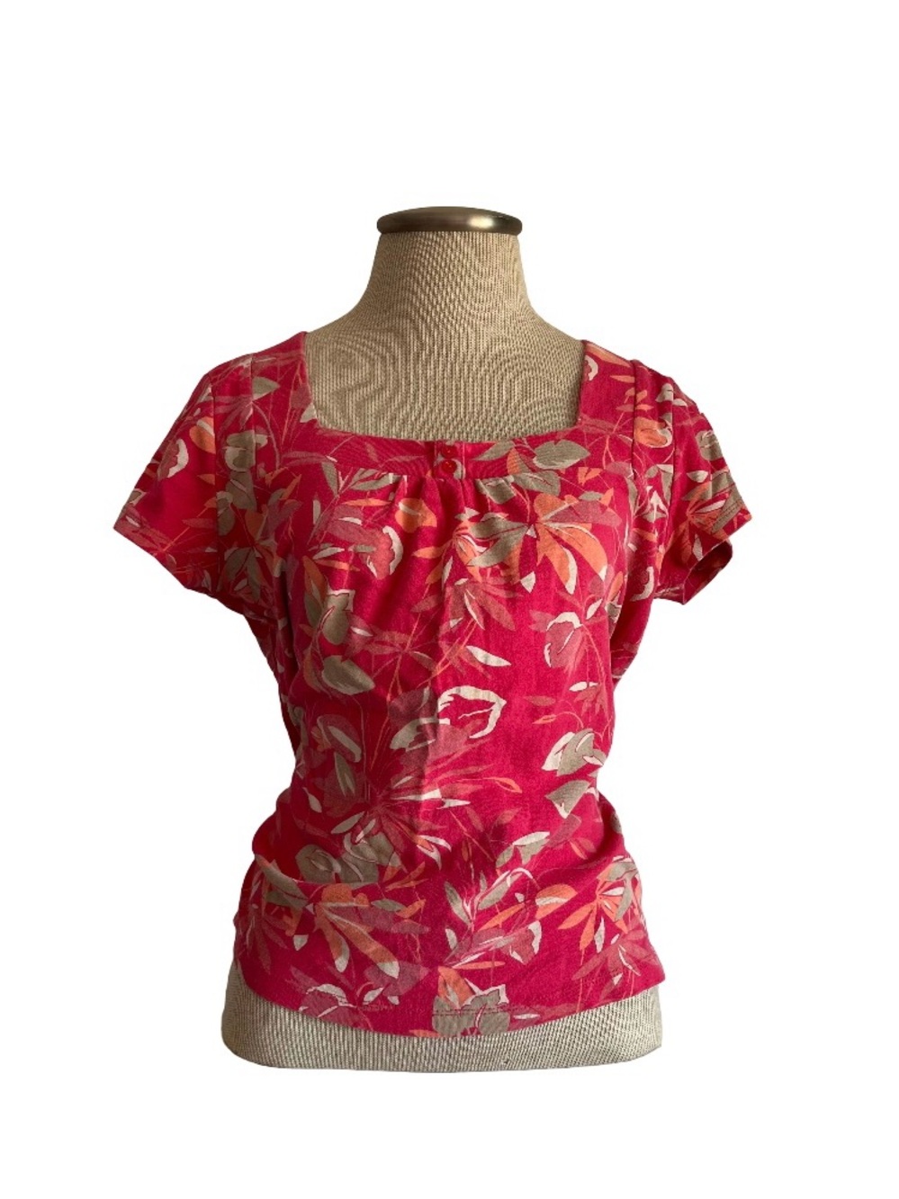 Y2K 2000s St. John’s Bay pink floral top with square neckline